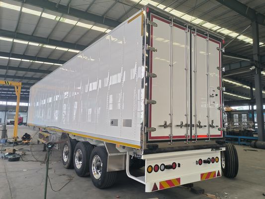 Q345B / T700 Steel Main Beam 3 Axles Refrigerated Van Semi-Trailer for Transporting Cargo