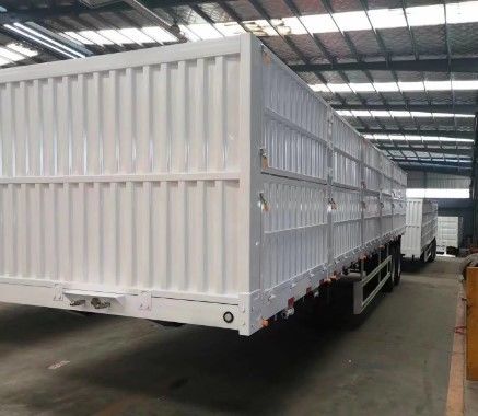 Max Payload 40-80 Tons Semi-Trailer Wosheng 's 40 Ton Tri-Axle with Steel Material