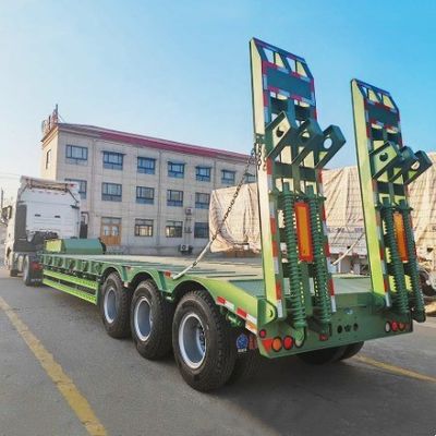 3 Axle Gooseneck Lowbed Semi-Trailer for 60TON Payload and Heavy Duty Steel Material