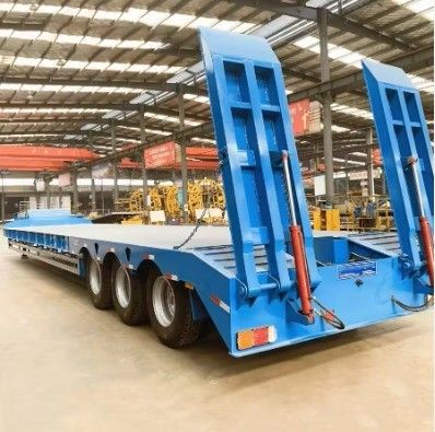 120 Ton Payload Low Bed Semi Trailer with 13000x3000x3300 Dimensions and 50 King Pin