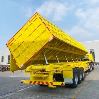 Sand Stone Grain Transporting Semi-trailer Truck with 40ft Side Tipper Dump Trailer