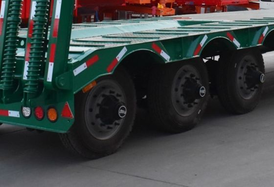 Mechanical Ladder 3 axle Lowbed Trailer With Heavy Duty 28t Landing Gear FUWA/JOST/WOSHENG