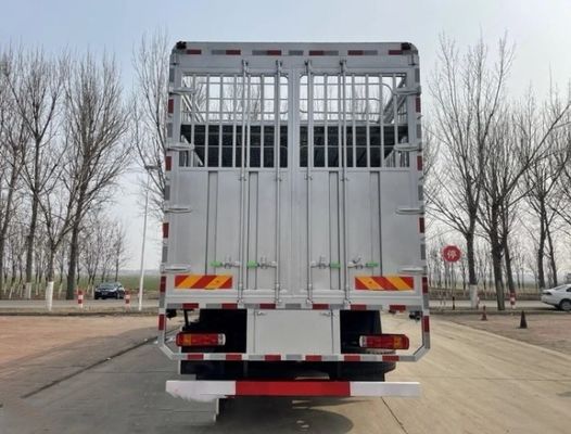Vegetable Function 3 Axles FUWA High Fence Semi Trailer for Livestock Farm Animals