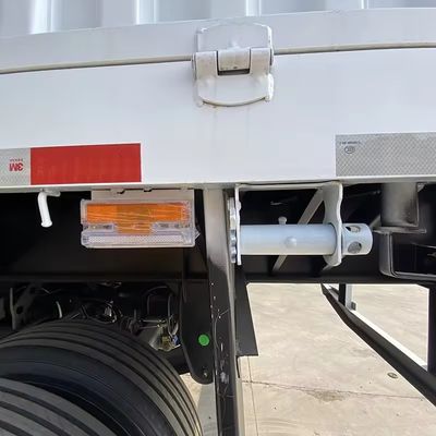 Semi-Trailer with Top 3 Axle 4 Axle Truck Trailer Cargo and Livestock Fence Stake