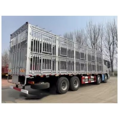 12.00R22.5/11.00R20 Tires High Fence Trailer for Livestock and Cargo Transport 3/4 Axles
