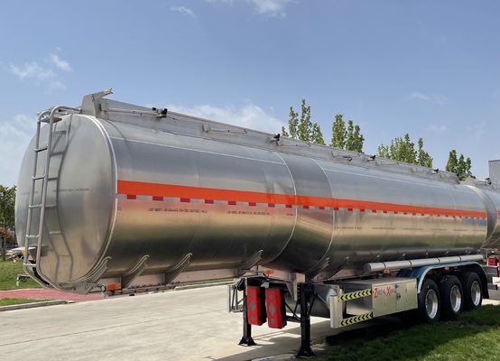 WS Shandong Customize 55cbm Fuel Truck Trailer in Africa with Max Payload of 60 Ton