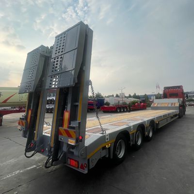 Mechanical or Air Suspension 3 Axles LowBed Semi Trailer for Heavy Load Transportation