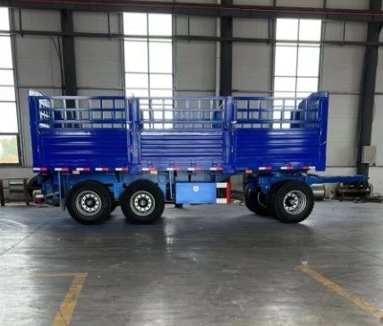 Customer's Request 3 Axle Draw Bar Fence Full Trailer with Fence Stake