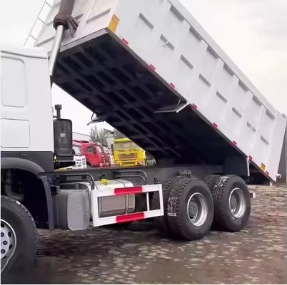 Urban Construction Muck Transportation Dump Truck Used 336HP HOWO with 3 Passengers
