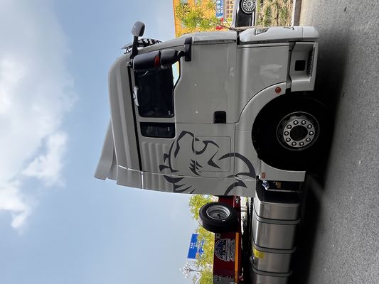 Hot Sitrak C7H Tractor Truck 6x4 's Popular Truck Type 20001-25000 kg GVW 3 Passengers