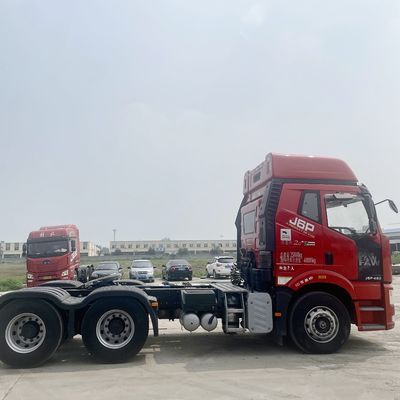 Low Priced Used Light Tractor Trucks with 360° Rear Camera and Affordable