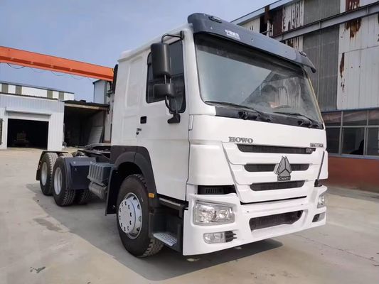 Single Row Seat Sinotruk HOWO Heavy-Duty 6x4 Tractor Head Truck with None Touch Screen