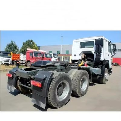 Single Row Seat Sinotruk HOWO Heavy-Duty 6x4 Tractor Head Truck with None Touch Screen